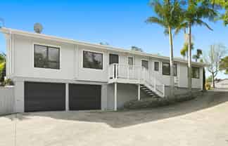 59 Waipuia Place, Greenhithe
