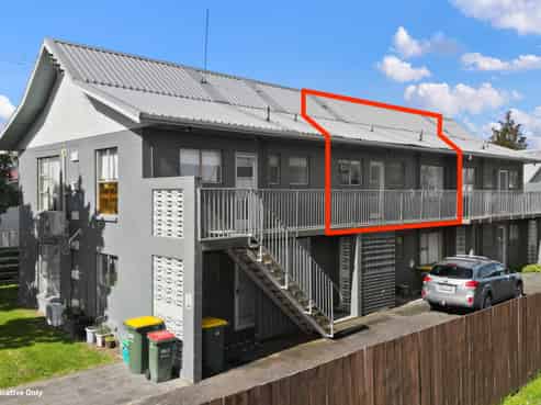5/14 Coates Street, Hamilton East