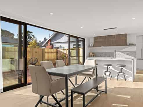 32 Hawthorne Street, Strowan