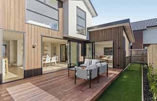 32A Hawthorne Street, Strowan