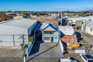 Modern City Fringe Warehouse & Office 