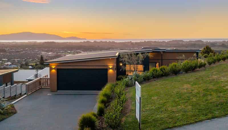 82 Kotare Street, WAIKANAE