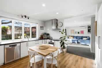 16 Willis Place, Spreydon