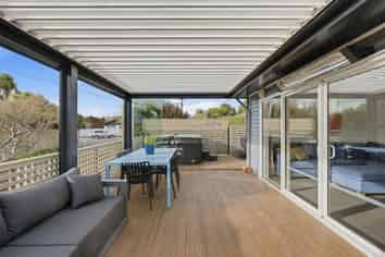 16 Willis Place, Spreydon