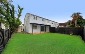 90C Beaumonts Way, Manurewa