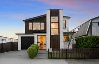 7 Roa Avenue, Hobsonville