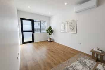 4/16 Buisson Glade, West Harbour