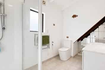 38 Thorburn Avenue, Red Beach