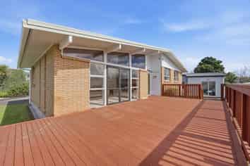 9 Claresholm Place, Mangere Bridge