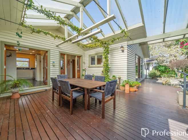 15 Tennyson Avenue, Avalon