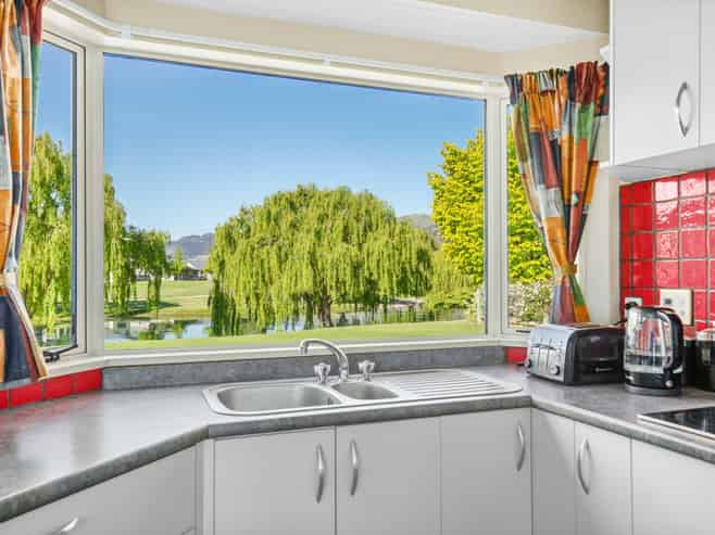 27 Pisa Moorings, Cromwell