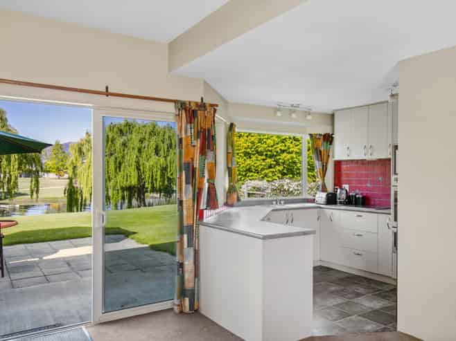 27 Pisa Moorings, Cromwell