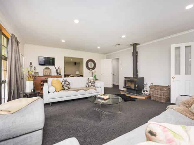320 Aokautere Drive, Aokautere