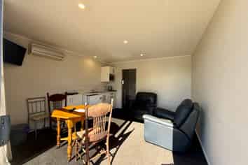 6 Fraser Court, Cromwell
