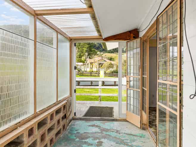 356 Clayton Road, Pukehangi