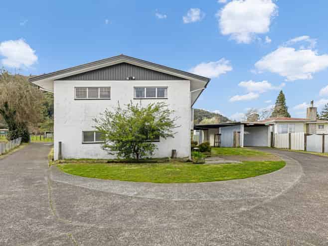 356 Clayton Road, Pukehangi