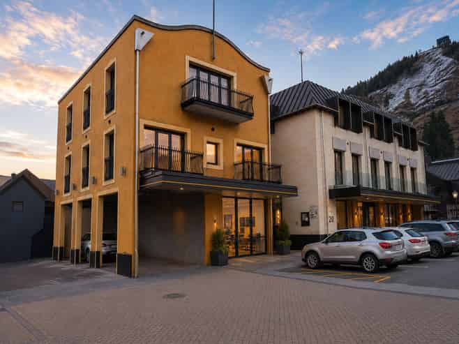 Small Pop-up retail for lease, Queenstown CBD