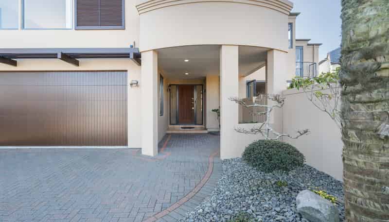 20A Grand Vue Road, Kawaha Point
