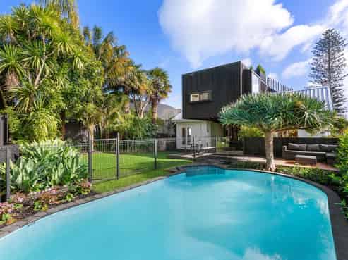 72 West End Road, Westmere