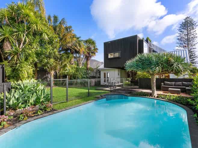 72 West End Road, Westmere