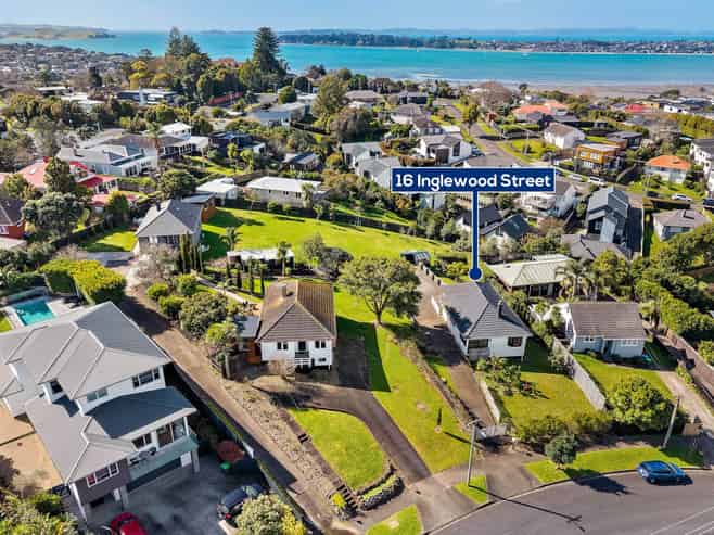 16 Inglewood Street, Waiotaiki Bay