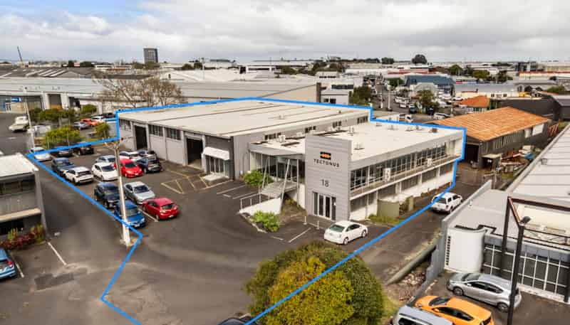 18 Greenpark Road, Penrose