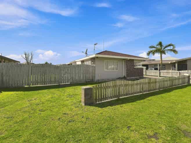 19 Barbara Grove, Papamoa