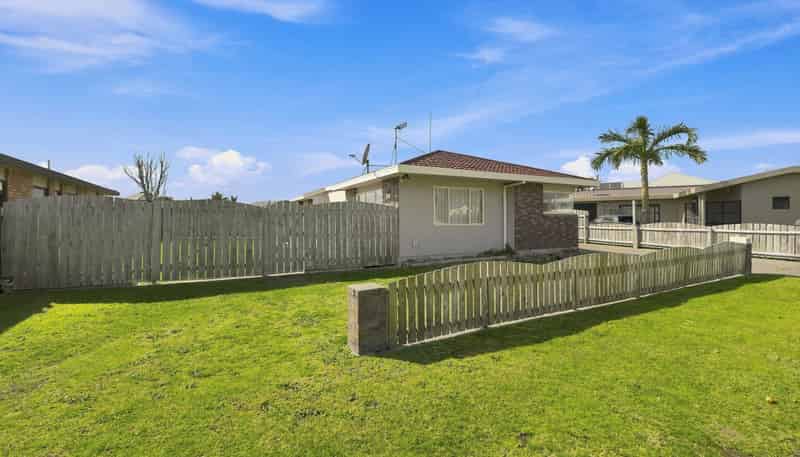 19 Barbara Grove, Papamoa