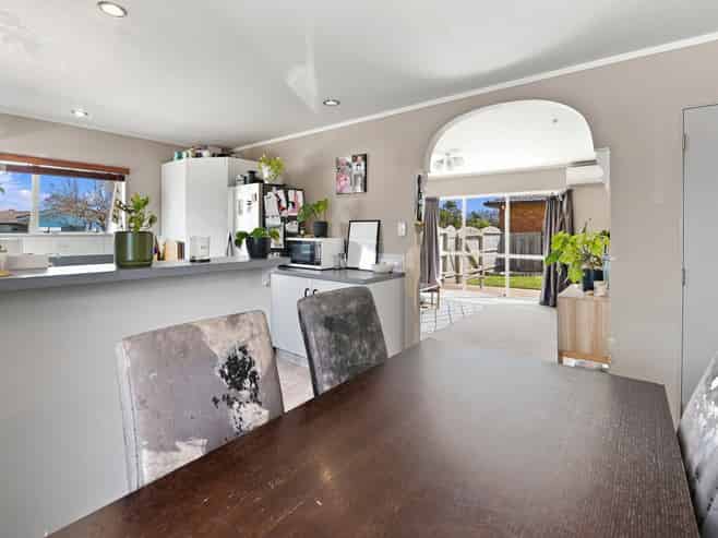 19 Barbara Grove, Papamoa