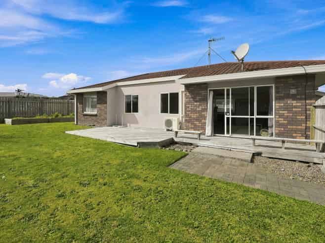 19 Barbara Grove, Papamoa