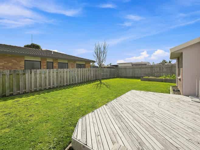 19 Barbara Grove, Papamoa