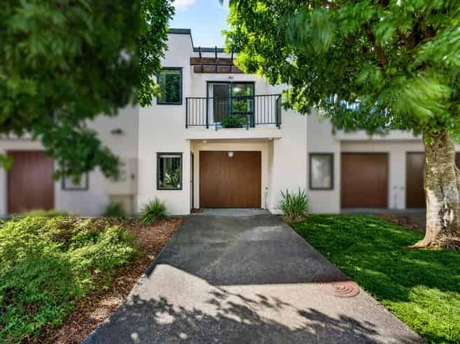11/17 Harbour View Road, TE ATATU PENINSULA