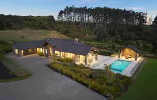 359 MacWhinney Drive, Drury