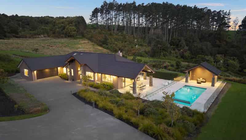 359 MacWhinney Drive, Drury