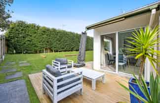 2/116 Prince Regent Drive, Half Moon Bay