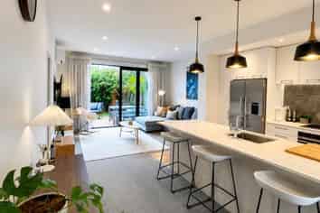  Carder Court, Hobsonville