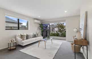 2/162 Springfield Road, Saint Albans