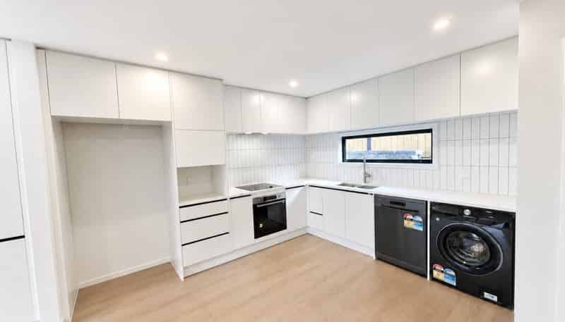 E/72 Ocean View Road, Northcote
