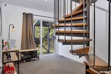 470C Stokes Valley Road, Stokes Valley