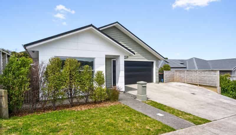 142 Waipounamu Drive, Kelson