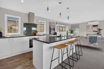 142 Waipounamu Drive, Kelson