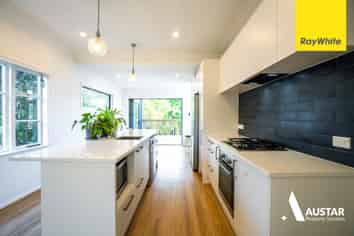 9 Hutchinson Avenue, New Lynn