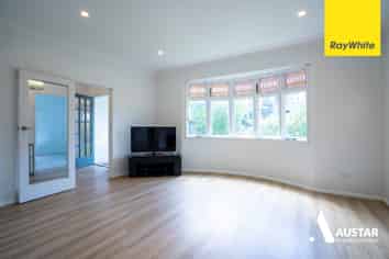 9 Hutchinson Avenue, New Lynn