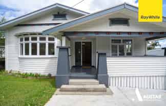 9 Hutchinson Avenue, New Lynn
