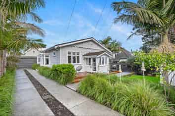 22 Wright Road, Point Chevalier