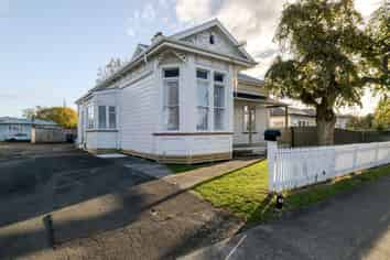 Manawatu / Whanganui - Address withheld