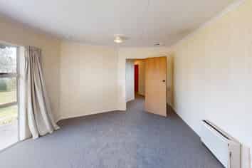 6 Walker Crescent, Bulls