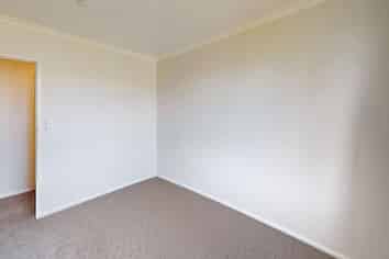 6 Walker Crescent, Bulls