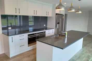 Manawatu / Whanganui - Address withheld