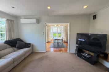 75 Guy Avenue, Takaro